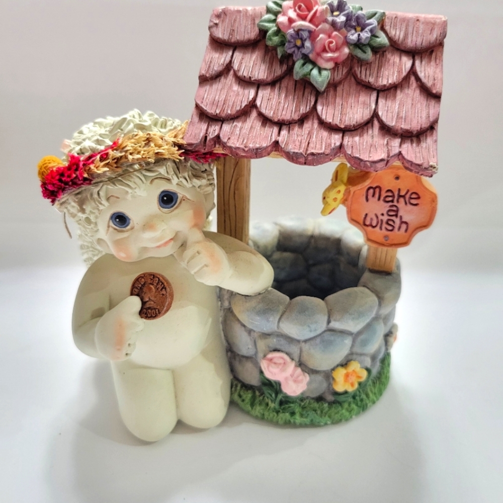Dreamsicles Vintage 2000's Be Mine figurine.